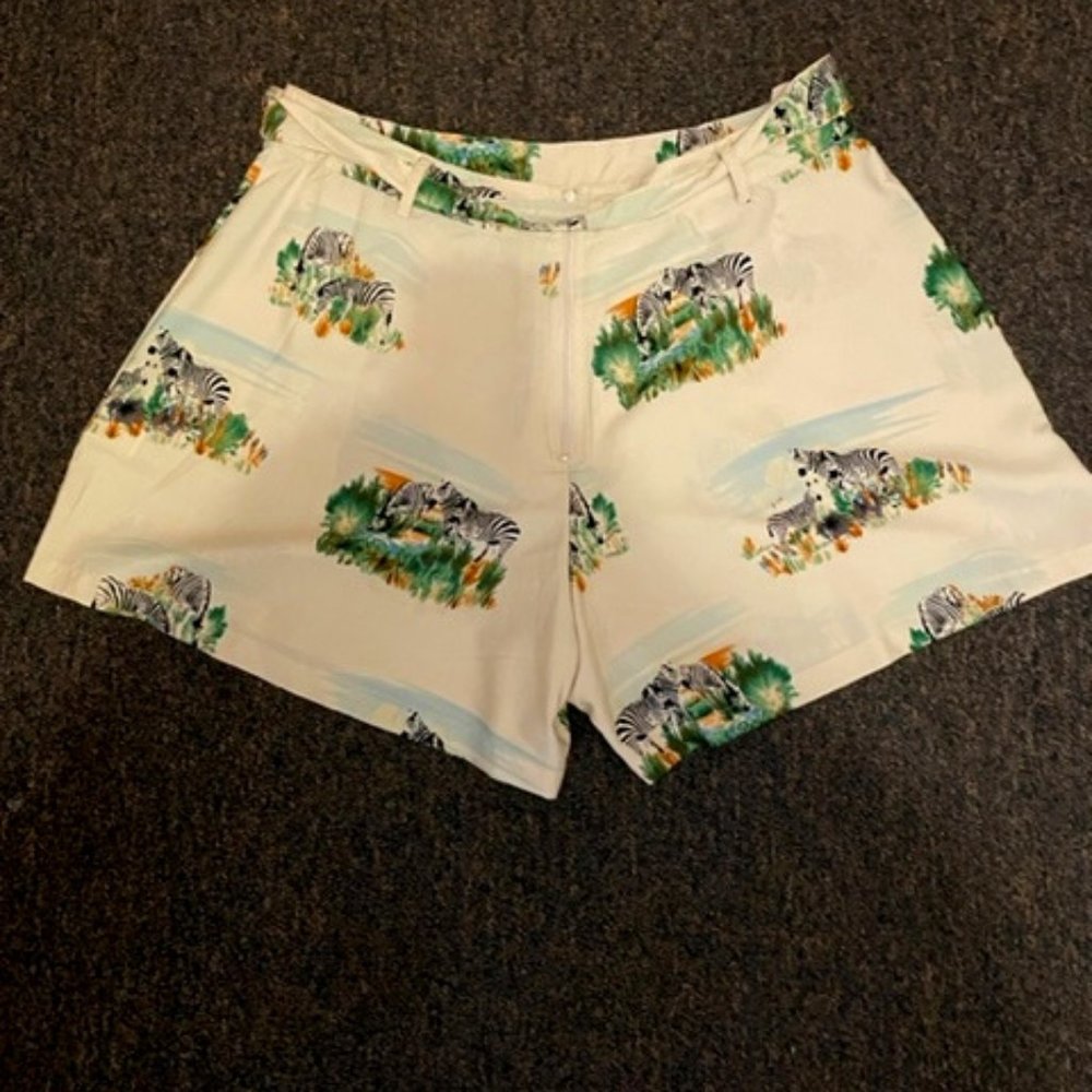 Rockabiliy/ Pin-up shorts by  Hell Bunny Vixen - size XL